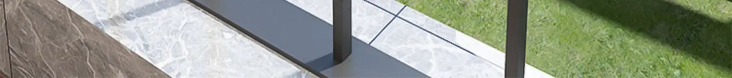 Metalen Hangende Plantenstandaard voor Balkon – Sterke IJzeren Plantenhouder voor Vetplanten en Bloempotten – Decoratieve Bloembak voor Raam of Balkonreling